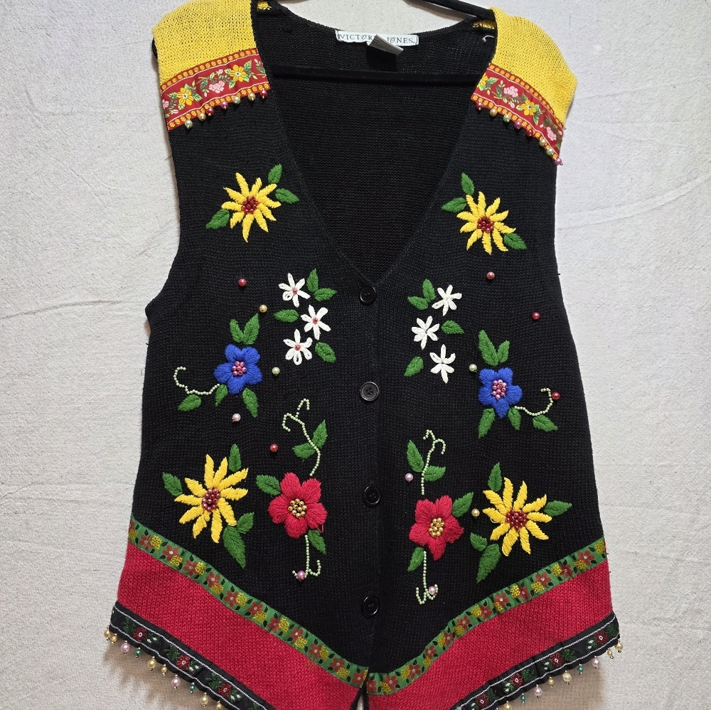 Vintage Victoria Jones Beaded Sweater Vest - Women's Embroidery